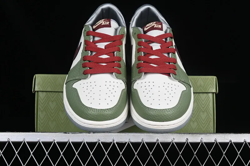 All categories Air Jordan Jordan series basketball shoes Air Jordan 1 Low G version pure original Air Jordan 1 Low CNY "Year of the Drago" AJ1 Joe 1 Year of the Dragon Limited Qinglong low-top cultural casual sneakers FN3727-100